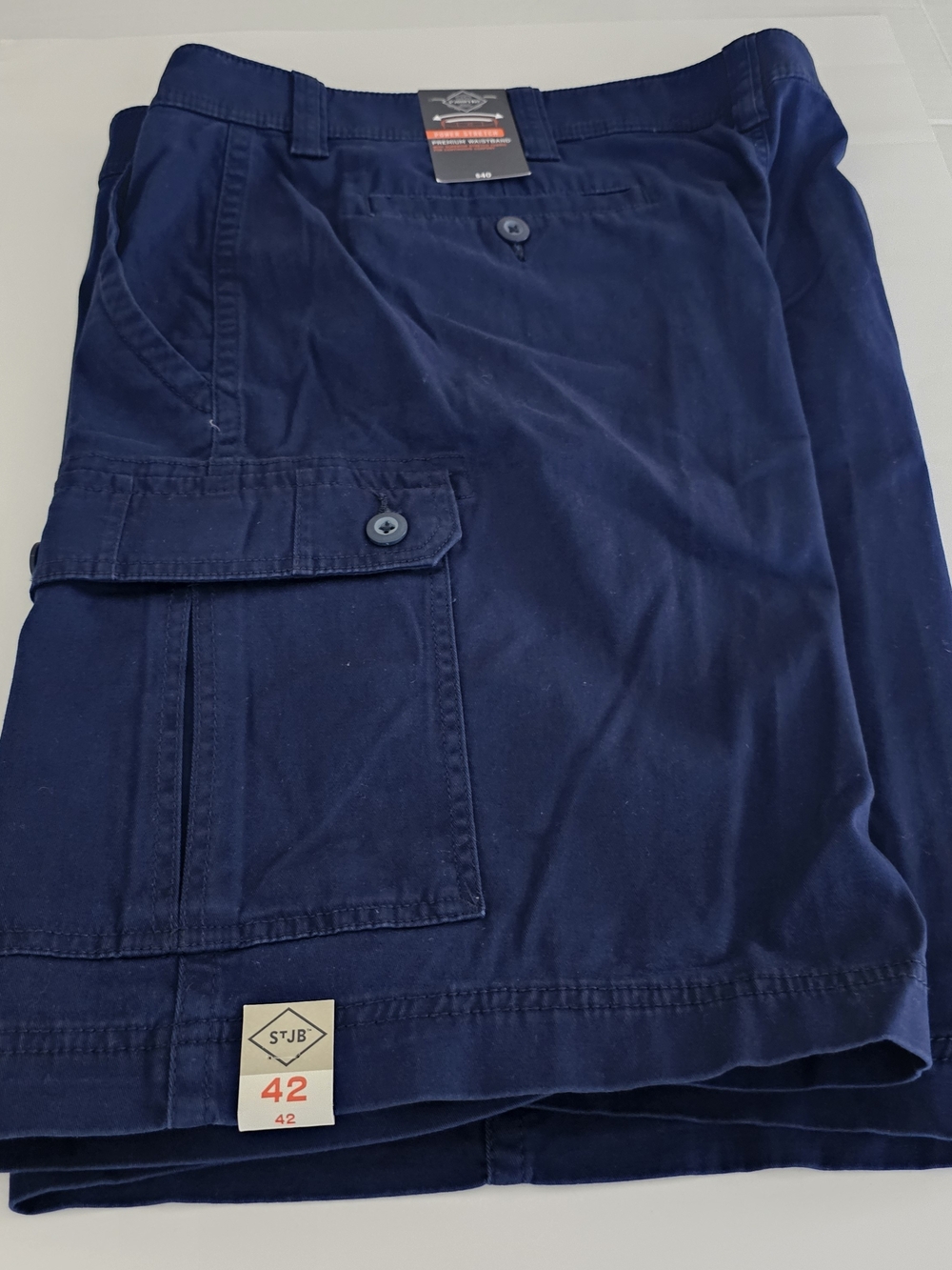 NWT St. John's Bay Men's Navy Waistband Shorts 42 Waist